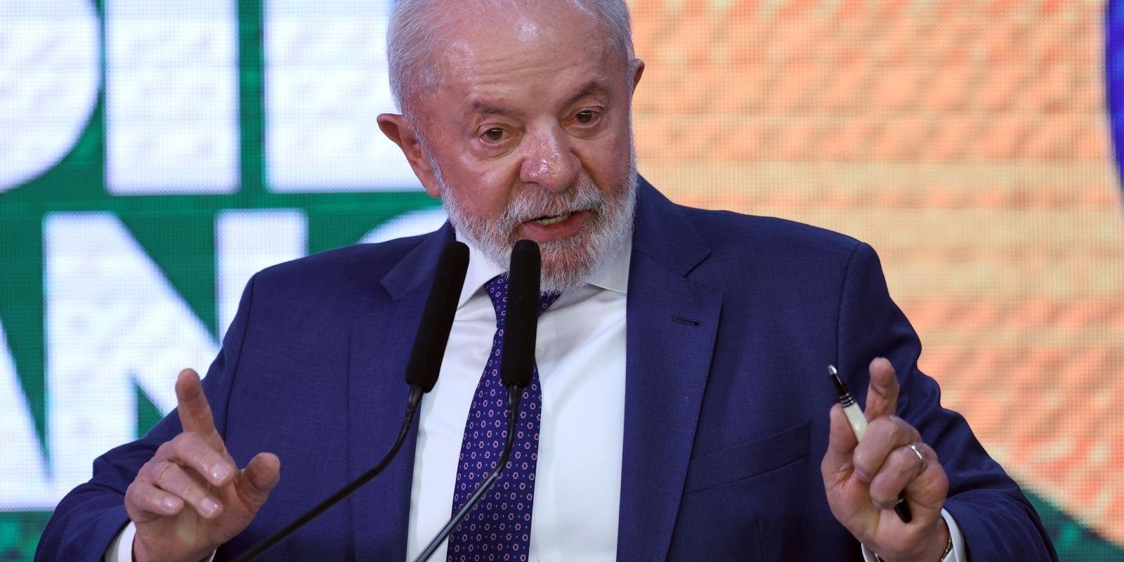Lula cobra regulamentação de lei sobre economia solidária Lula cobra regulamentação de lei sobre economia solidária