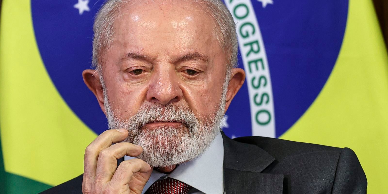 Lula critica atuação de Eduardo Bolsonaro nos EUA e pede cassação Lula critica atuação de Eduardo Bolsonaro nos EUA e pede cassação