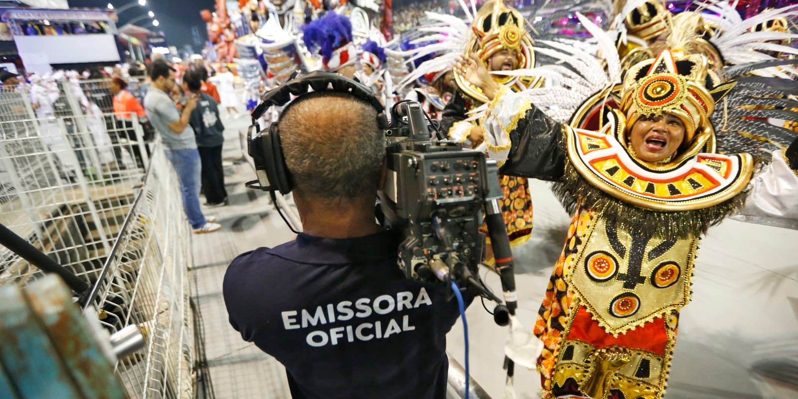 Lula sanciona leis de valorização do carnaval carioca e do Axé-Music Lula sanciona leis de valorização do carnaval carioca e do Axé-Music