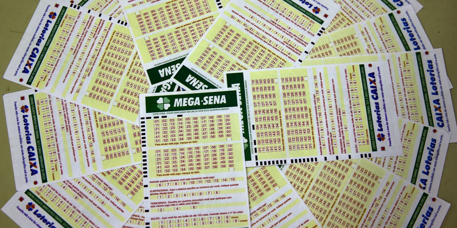 Mega-Sena acumula e prêmio principal vai para R$ 28 milhões Mega-Sena acumula e prêmio principal vai para R$ 28 milhões