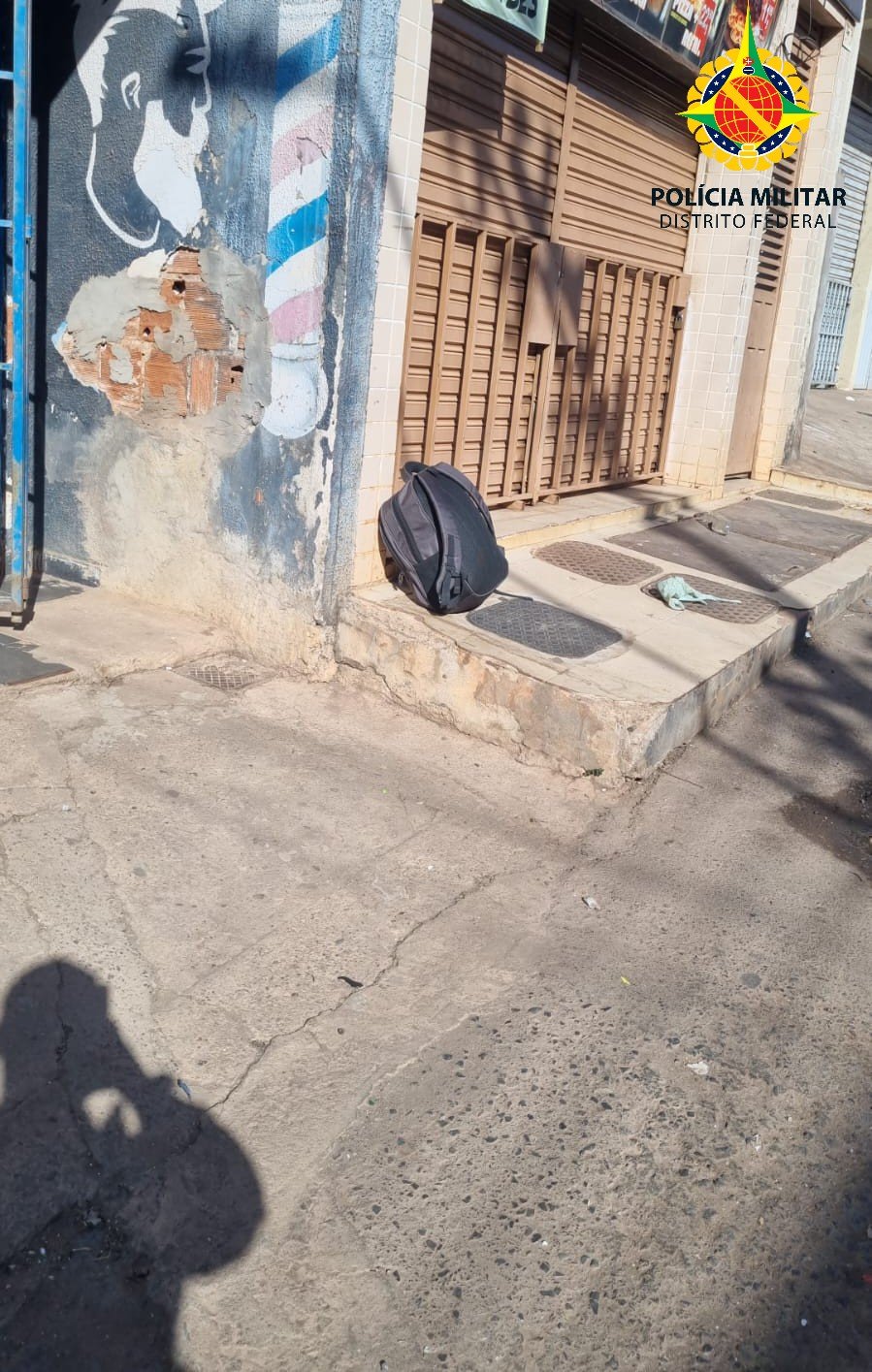 Mochila suspeita mobiliza PMDF e BOPE em Ceilândia Mochila suspeita mobiliza PMDF e BOPE em Ceilândia