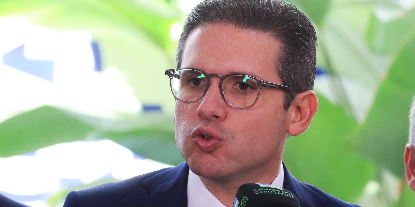 Motta envia pedido de afastamento de 6 deputados após motim na Câmara Motta envia pedido de afastamento de 6 deputados após motim na Câmara