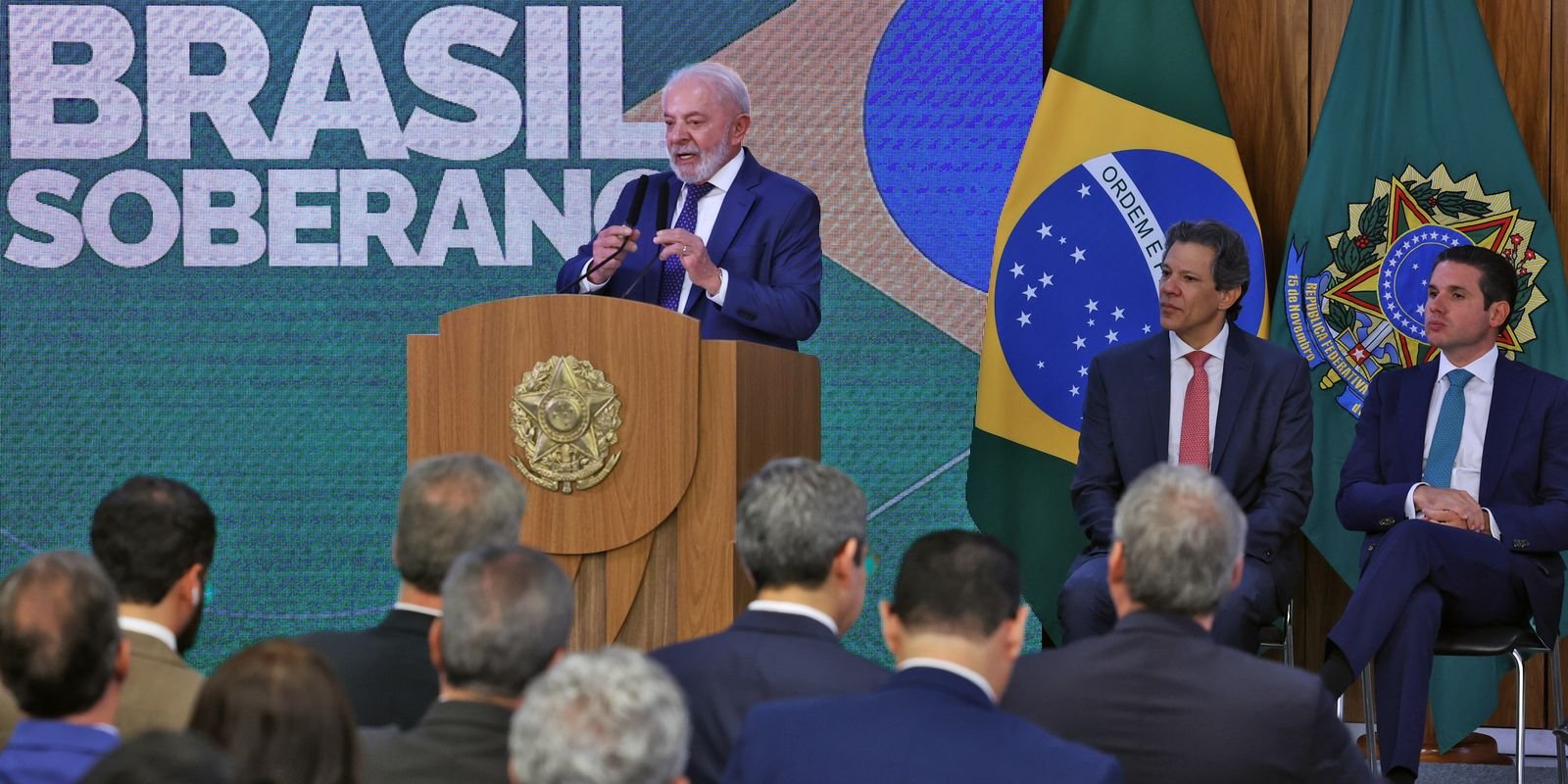“Mundo está ávido para fazer negociação com o Brasil”, afirma Lula “Mundo está ávido para fazer negociação com o Brasil”, afirma Lula