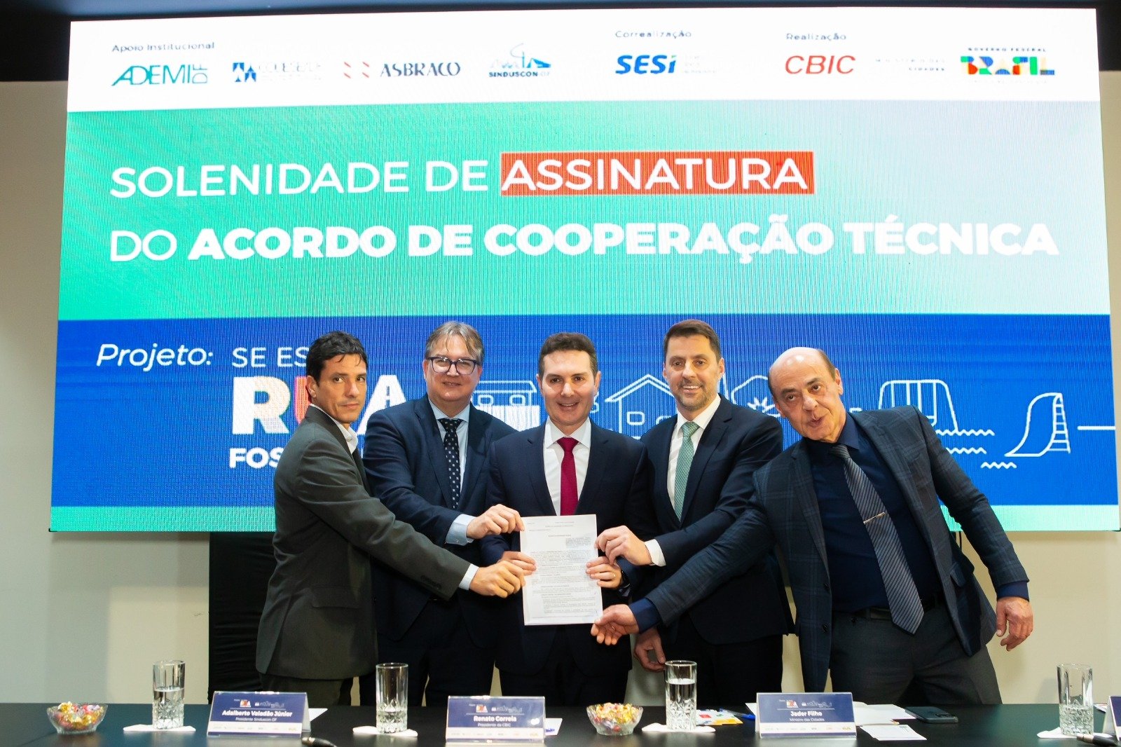 Novo projeto urbano propõe melhorias nas ruas brasileiras Novo projeto urbano propõe melhorias nas ruas brasileiras
