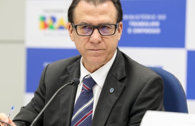 “O mundo não vai acabar”, diz Luiz Marinho sobre tarifaço dos EUA