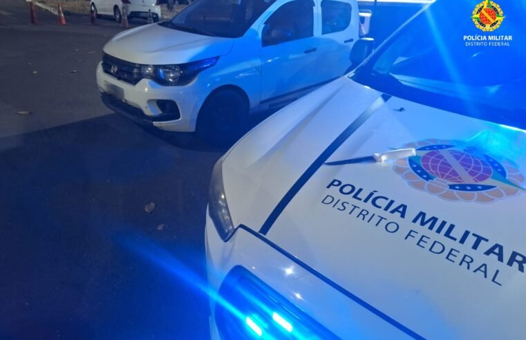 PM prende dupla por roubo de veículo após rastreamento no DF