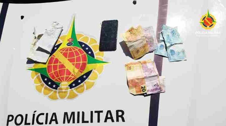 PMDF detém homem com celular roubado no gramado do Teatro Nacional