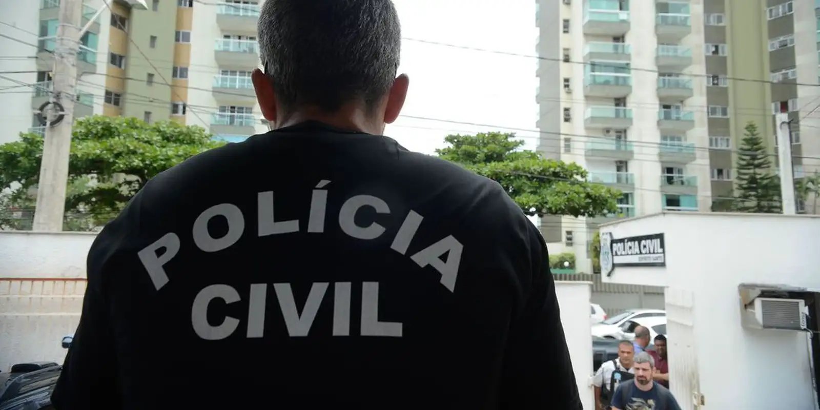 Polícia do Rio prende mais um integrante do assalto ao BC de Fortaleza Polícia do Rio prende mais um integrante do assalto ao BC de Fortaleza
