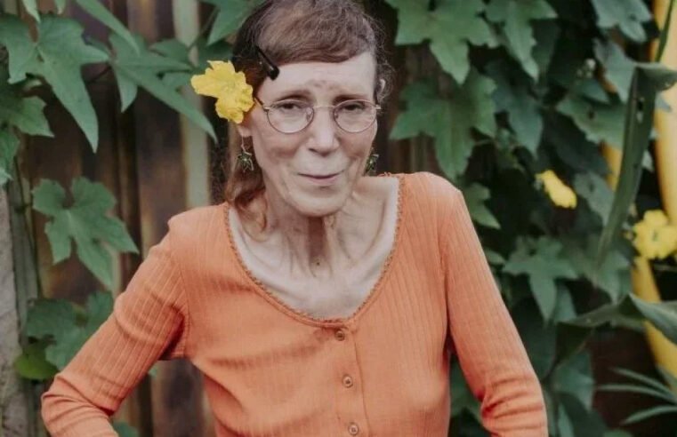 Primeira militar trans das Forças Armadas recebe Título de Cidadã Honorária de Brasília