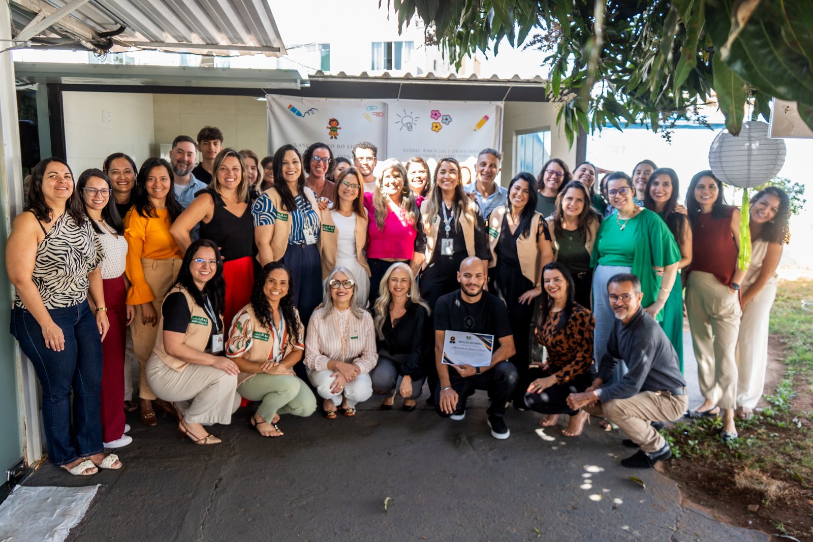 Projeto Alfaletrando lança livro escrito por servidoras da Educação Projeto Alfaletrando lança livro escrito por servidoras da Educação