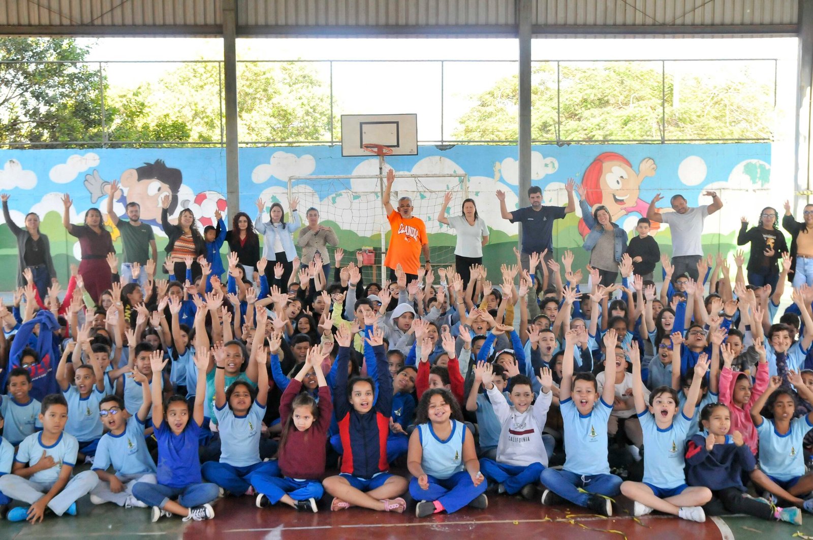 Projeto Escola + Arte leva arte, música e reflexão para crianças da rede pública de ensino