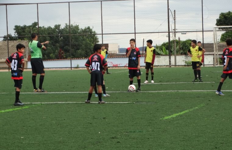 Projeto Futebol e Cidadania vai atender mais de mil jovens em Ceilândia