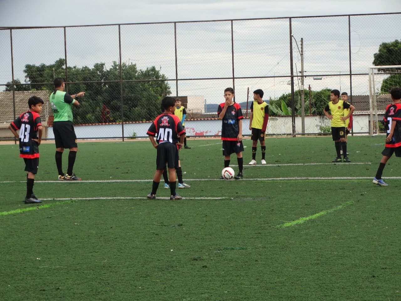 Projeto Futebol e Cidadania vai atender mais de mil jovens em Ceilândia Projeto Futebol e Cidadania vai atender mais de mil jovens em Ceilândia