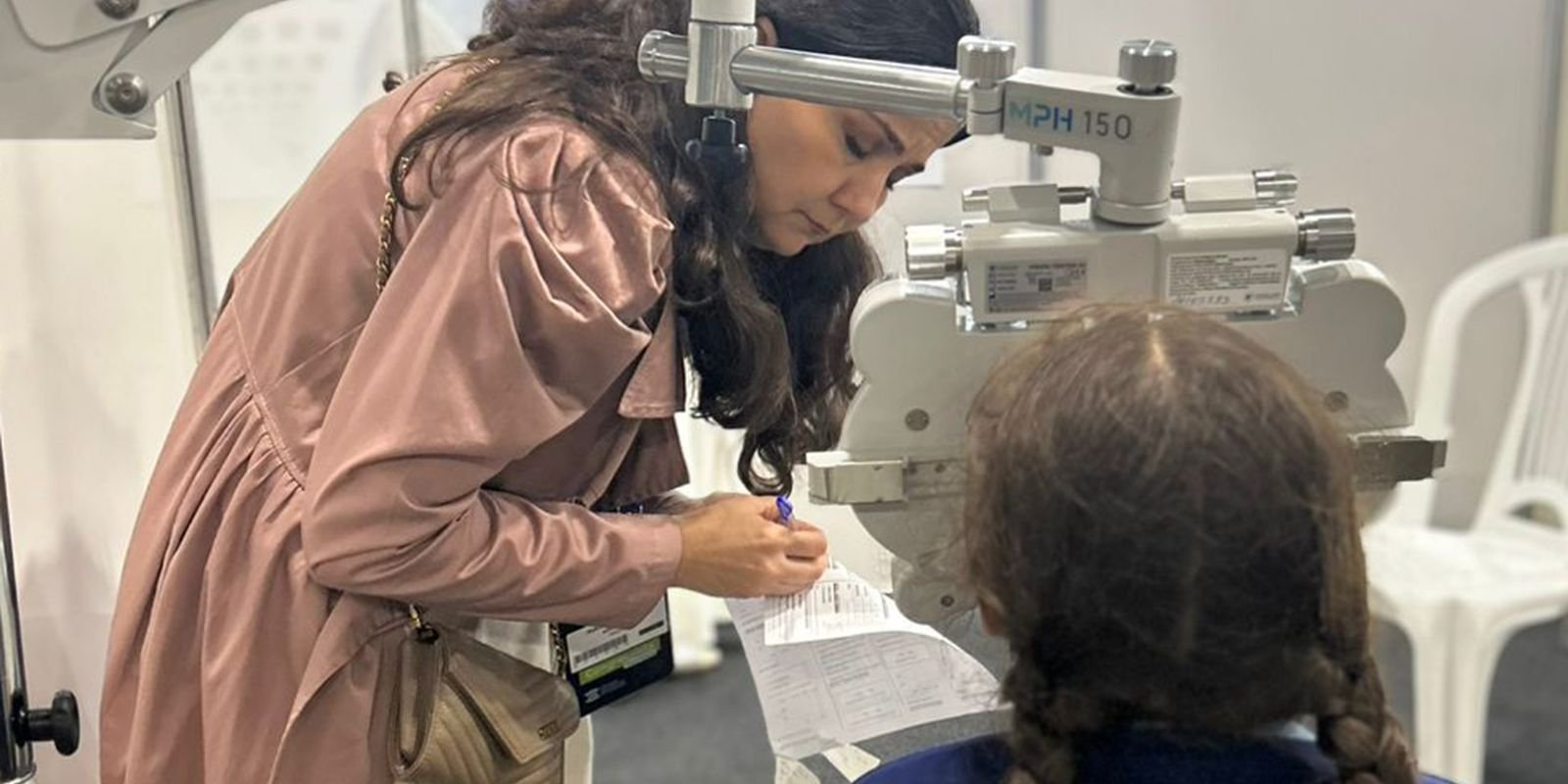 Projeto oferece atendimento oftalmológico para crianças em Curitiba Projeto oferece atendimento oftalmológico para crianças em Curitiba