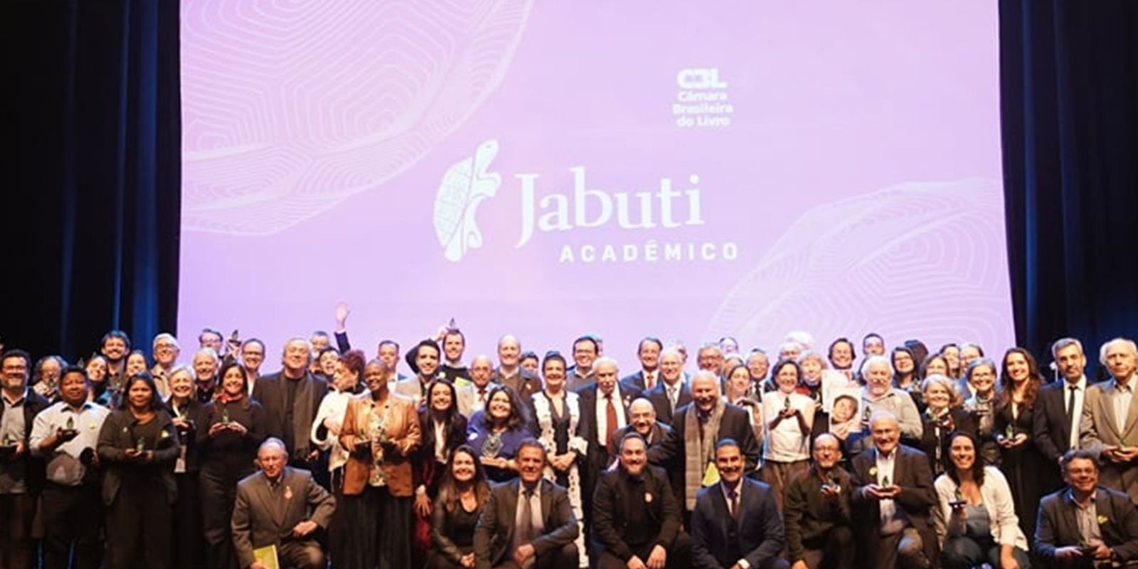 Segunda edição do Jabuti Acadêmico premia 26 obras; veja os vencedores Segunda edição do Jabuti Acadêmico premia 26 obras; veja os vencedores