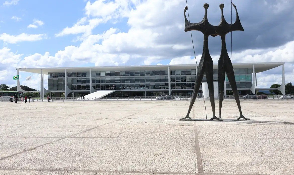 Segurança será reforçada em Brasília durante julgamento no STF e desfile de 7 de Setembro Segurança será reforçada em Brasília durante julgamento no STF e desfile de 7 de Setembro