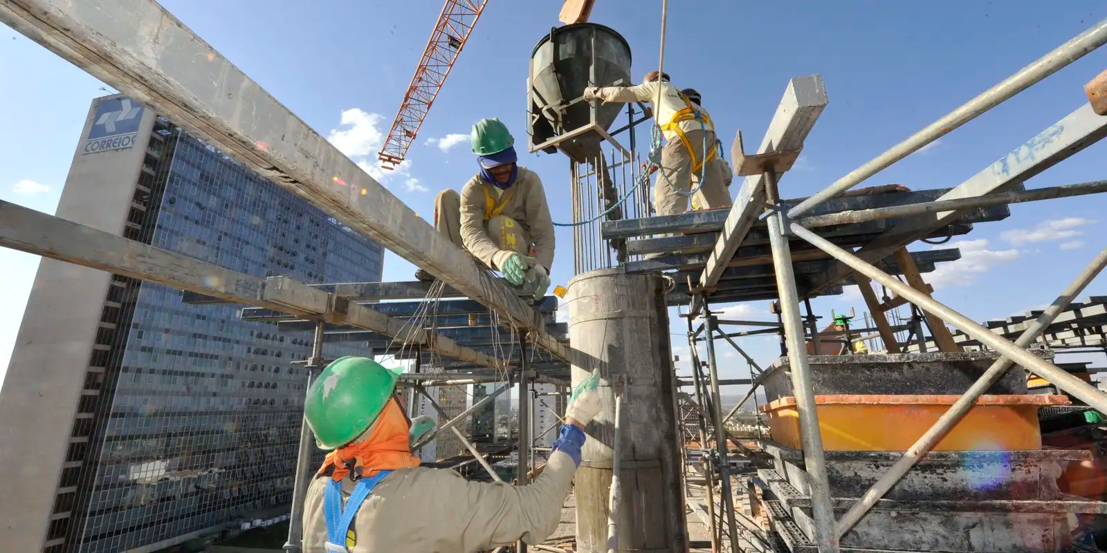 SindusCon-SP revisa para baixo a projeção de crescimento da construção SindusCon-SP revisa para baixo a projeção de crescimento da construção