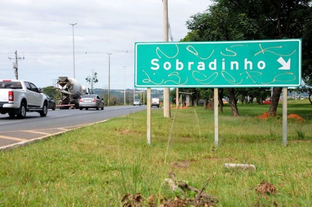 Sobradinho tem trânsito alterado nesta quinta-feira (21) Sobradinho tem trânsito alterado nesta quinta-feira (21)