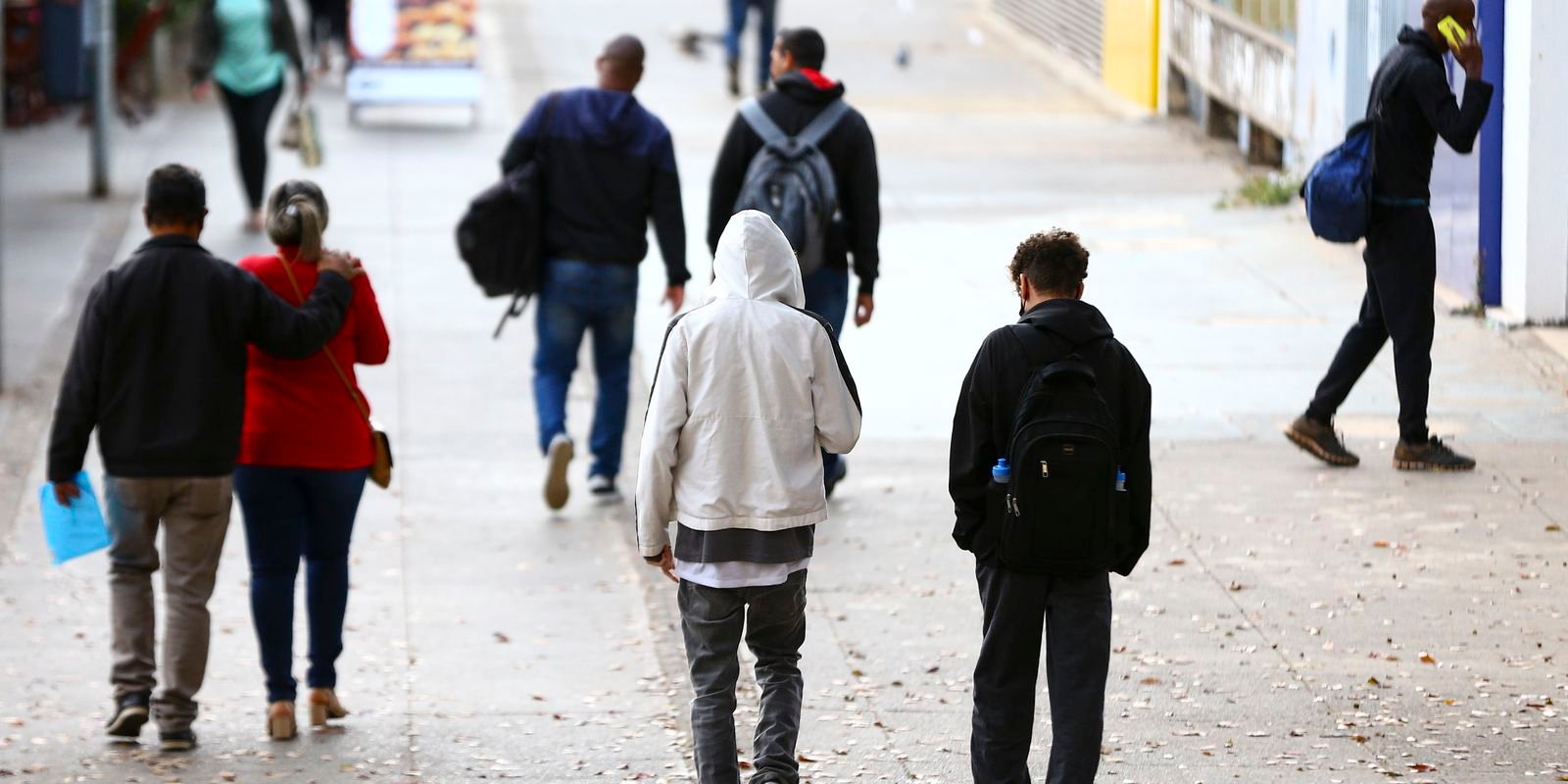 Sul e Sudeste começam semana com frio; alerta de seca no Centro-Oeste Sul e Sudeste começam semana com frio; alerta de seca no Centro-Oeste