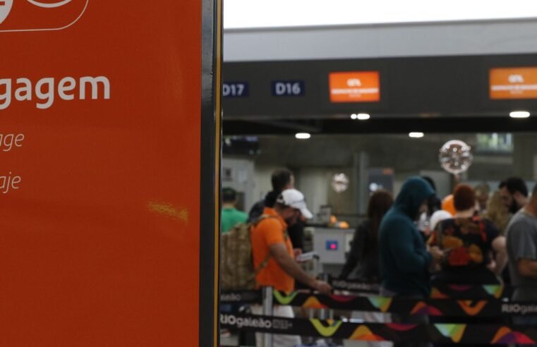 Aeroporto Santos Dumont fecha para limpeza da pista