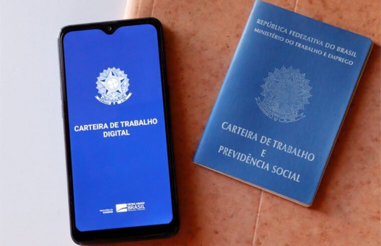 Agências do trabalhador oferecem 905 vagas de emprego com salários de até R$ 5.889,18