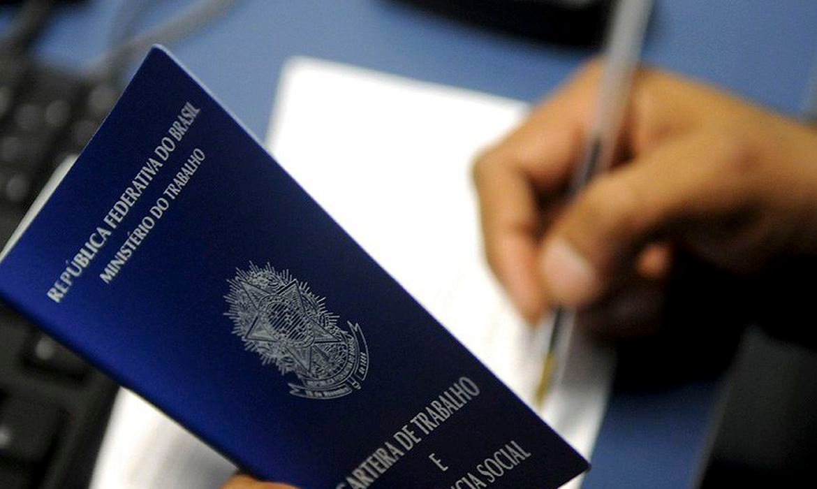 Agências do trabalhador têm quase 700 vagas de emprego disponíveis nesta sexta (19) Agências do trabalhador têm quase 700 vagas de emprego disponíveis nesta sexta (19)