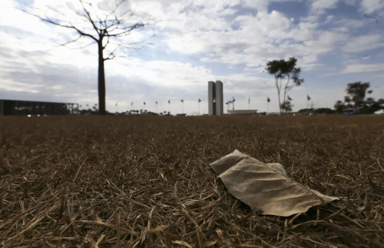 Alerta de baixa umidade do ar no DF