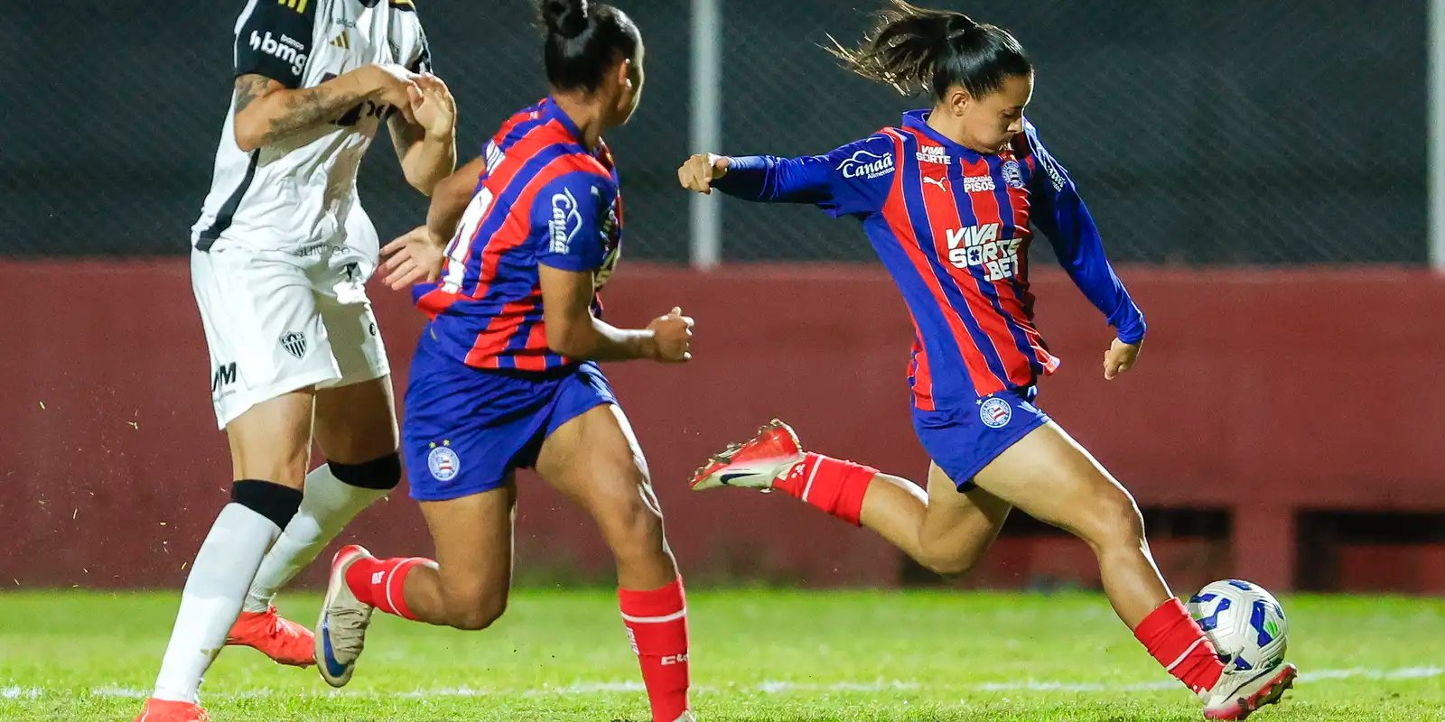 Bahia derrota Atlético-MG e avança na Copa do Brasil Feminina Bahia derrota Atlético-MG e avança na Copa do Brasil Feminina
