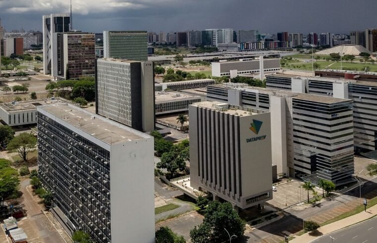 CGU abre 40 processos sobre descontos ilegais em pensões do INSS