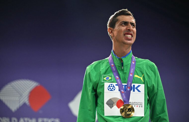 Caio Bonfim recupera aliança perdida durante o Mundial de Atletismo de Tóquio