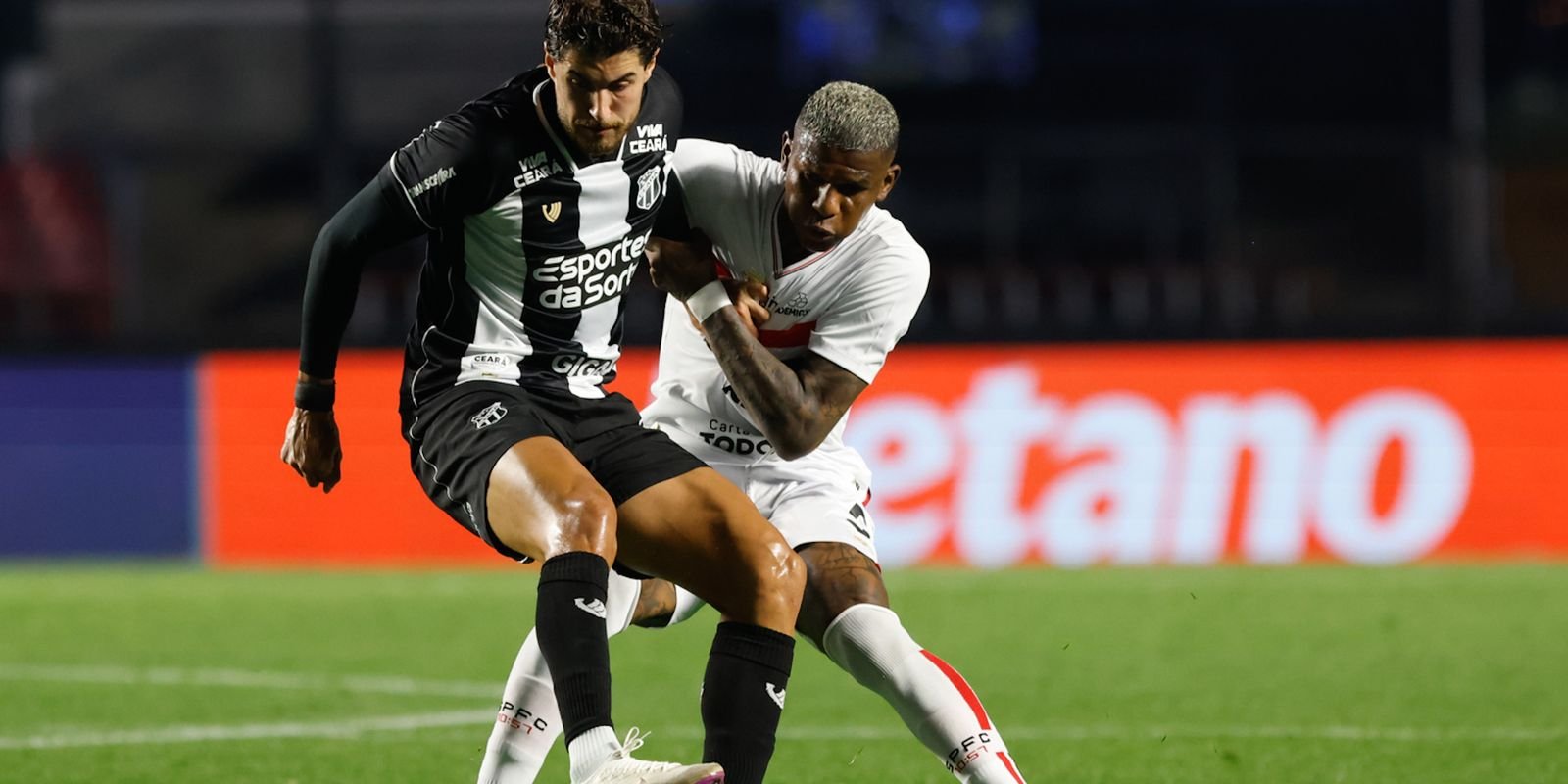 Ceará derrota São Paulo no encerramento da 25ª rodada do Brasileiro Ceará derrota São Paulo no encerramento da 25ª rodada do Brasileiro