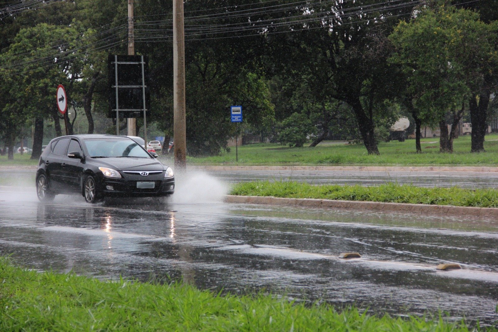 Chegada das chuvas no DF exige mais cuidado no trânsito; veja recomendações Chegada das chuvas no DF exige mais cuidado no trânsito; veja recomendações