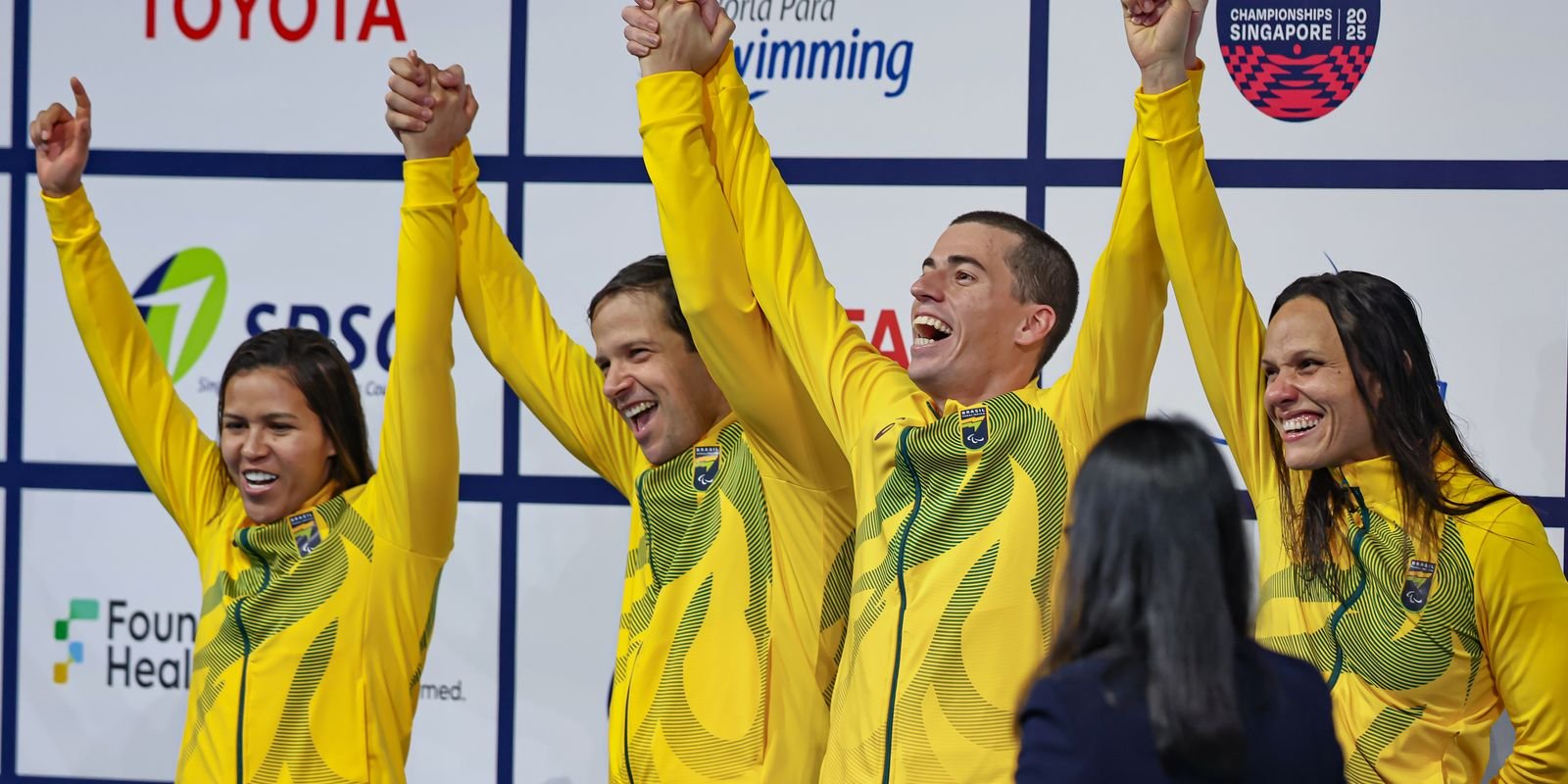 Com direito a recorde mundial, Brasil brilha no Mundial de natação Com direito a recorde mundial, Brasil brilha no Mundial de natação