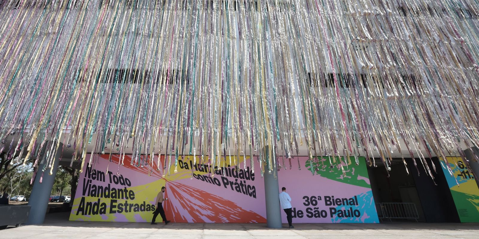 Com reflexões sobre a humanidade, Bienal de São Paulo abre ao público Com reflexões sobre a humanidade, Bienal de São Paulo abre ao público