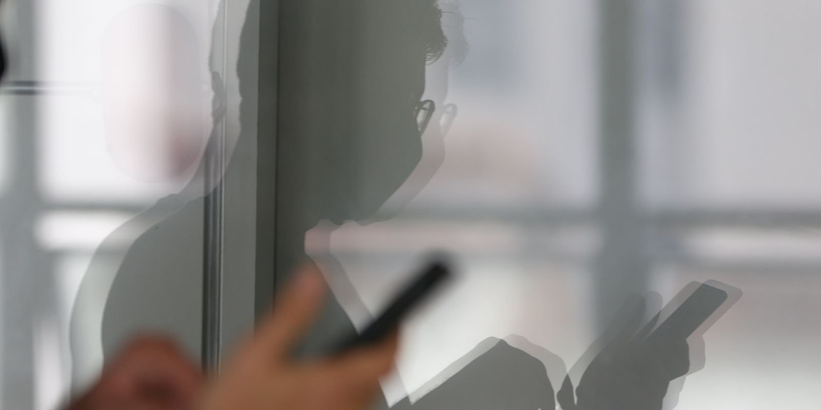 Compradores de celular com restrição criminal são notificados em SP Compradores de celular com restrição criminal são notificados em SP