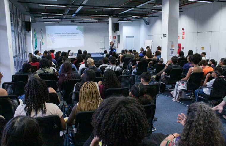 Crianças e adolescentes apresentam propostas para 16ª Conferência Distrital de Assistência Social