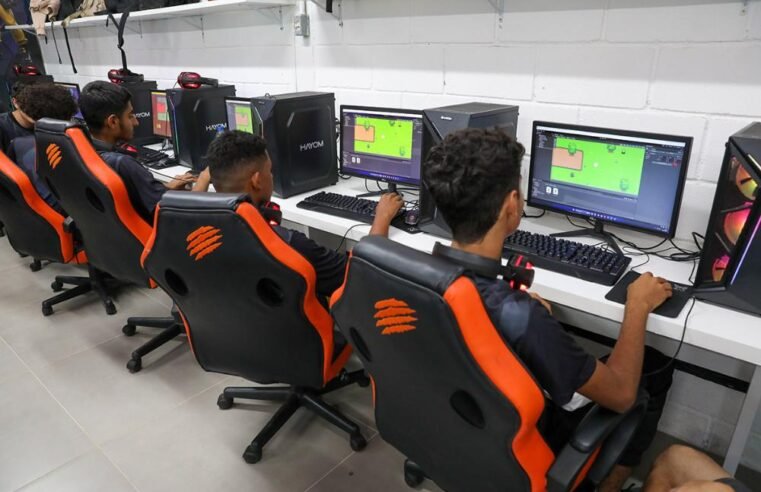 Gamifica leva cursos de criação de jogos a escolas públicas do Distrito Federal