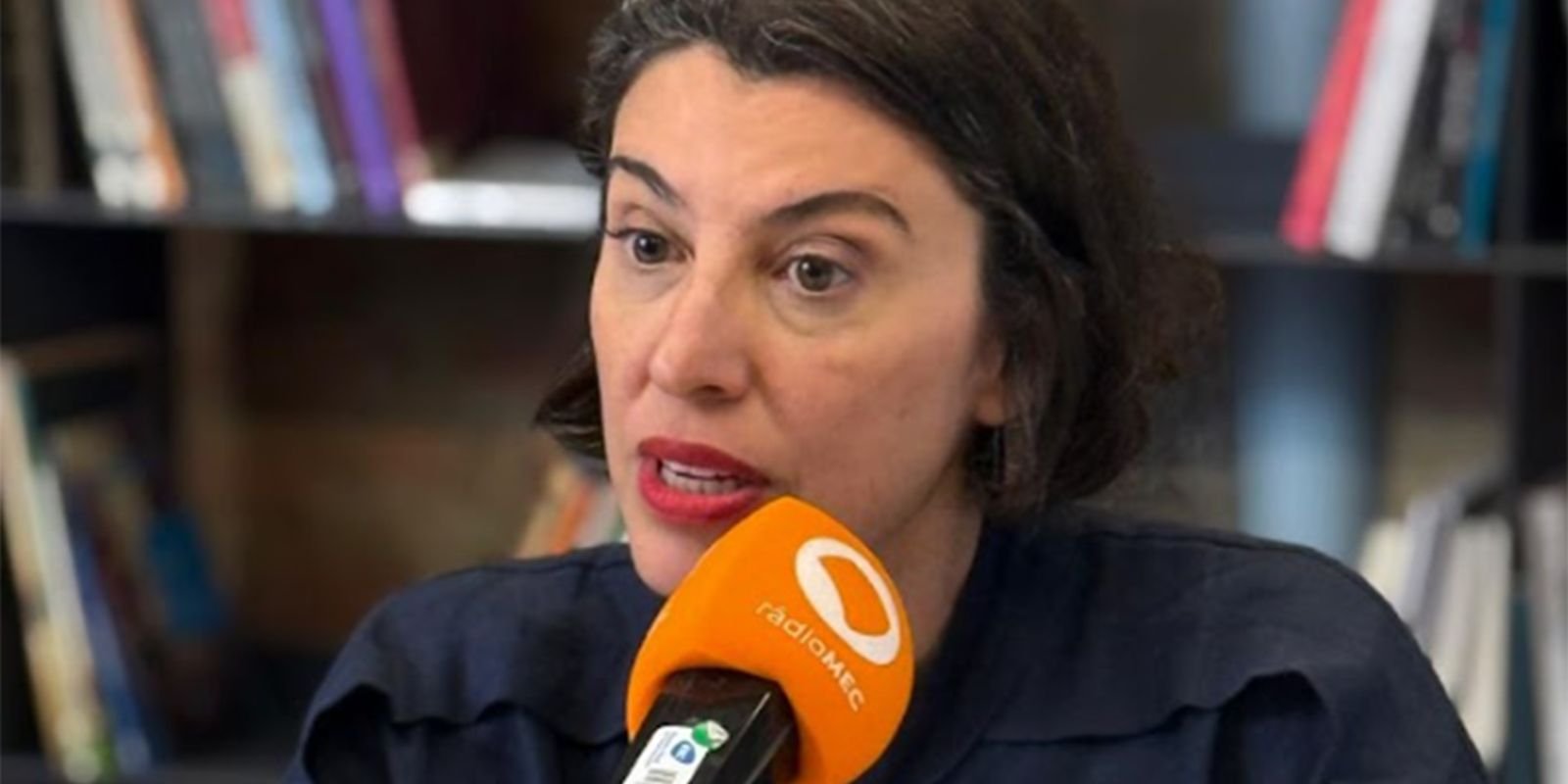Giovana Madalosso fala de obra literária na Flip no Conversa com Autor Giovana Madalosso fala de obra literária na Flip no Conversa com Autor