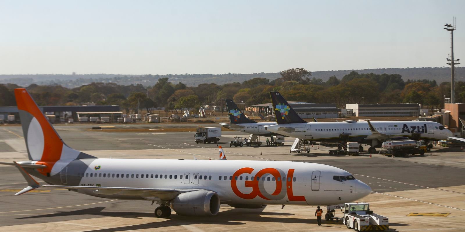 Gol e Azul encerram acordo de cooperação comercial Gol e Azul encerram acordo de cooperação comercial