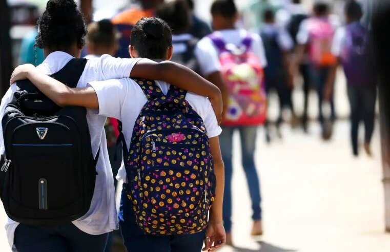 Governo amplia mobilização de vacina contra HPV em jovens até dezembro