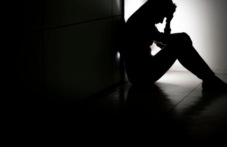 Governo institui dias de prevenção do suicídio e da automutilação