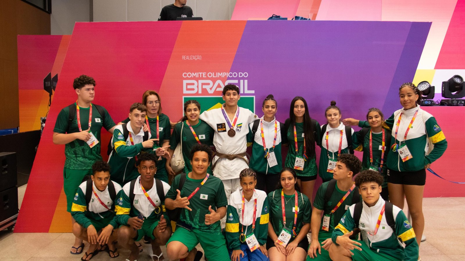 Jogos da Juventude acabam com SP líder do quadro de medalhas Jogos da Juventude acabam com SP líder do quadro de medalhas