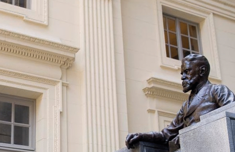 MP aciona Justiça para recuperar imóvel onde residiu Machado de Assis