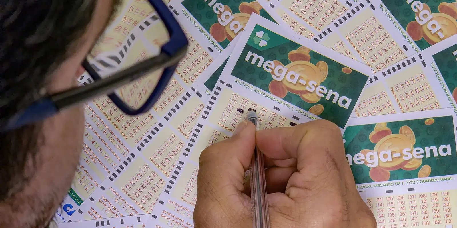 Mega-Sena sorteia nesta terça-feira prêmio acumulado em R$ 48 milhões Mega-Sena sorteia nesta terça-feira prêmio acumulado em R$ 48 milhões