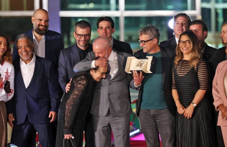 “O Agente Secreto vai representar o nosso cinema com louvor”, diz Lula