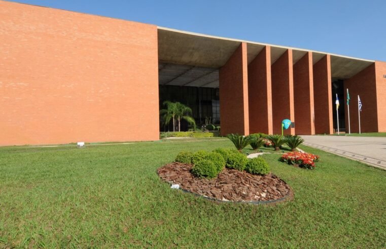 PF faz buscas em dez gabinetes de deputados estaduais do Tocantins