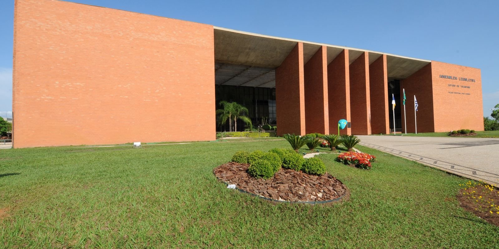 PF faz buscas em dez gabinetes de deputados estaduais do Tocantins