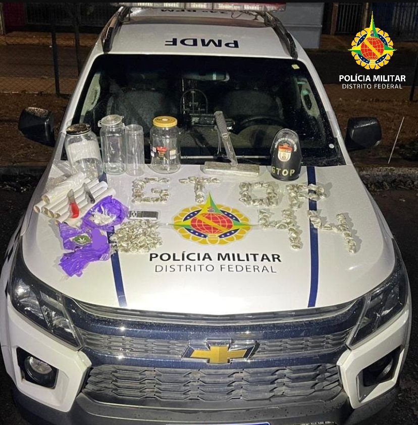PMDF encontra depósito de drogas em apartamento vazio no Varjão PMDF encontra depósito de drogas em apartamento vazio no Varjão