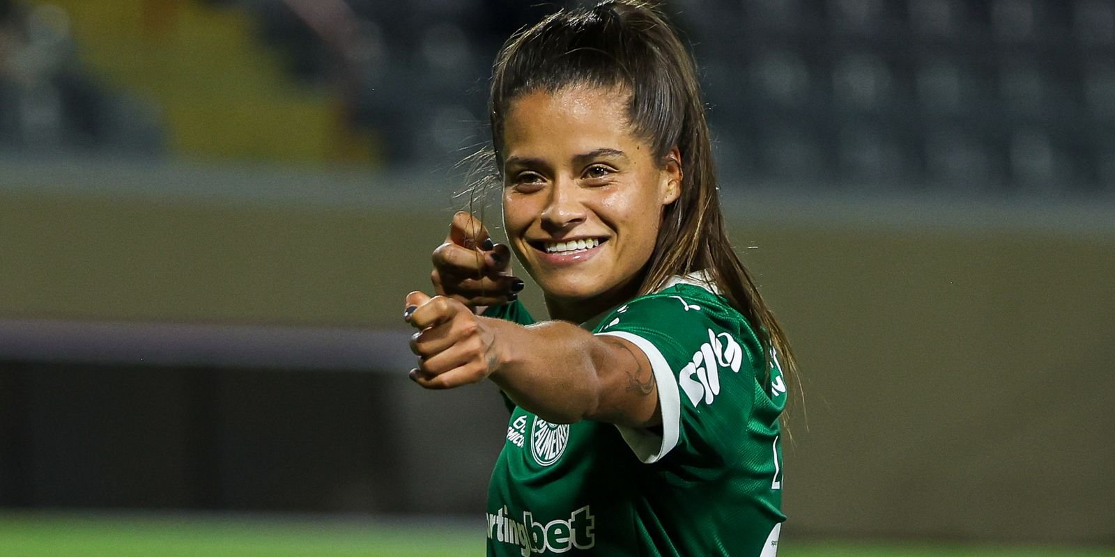 Palmeiras goleia Sport e chega à semifinal da Copa do Brasil Feminina Palmeiras goleia Sport e chega à semifinal da Copa do Brasil Feminina