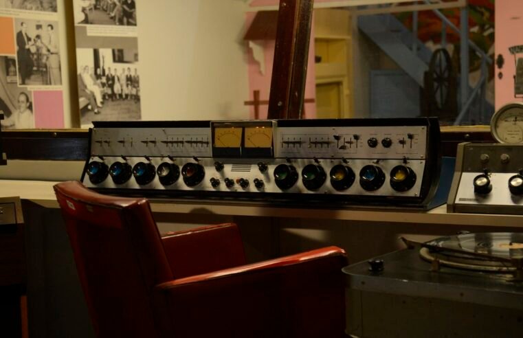 Programação especial nesta sexta-feira marca 89 anos da Rádio Nacional